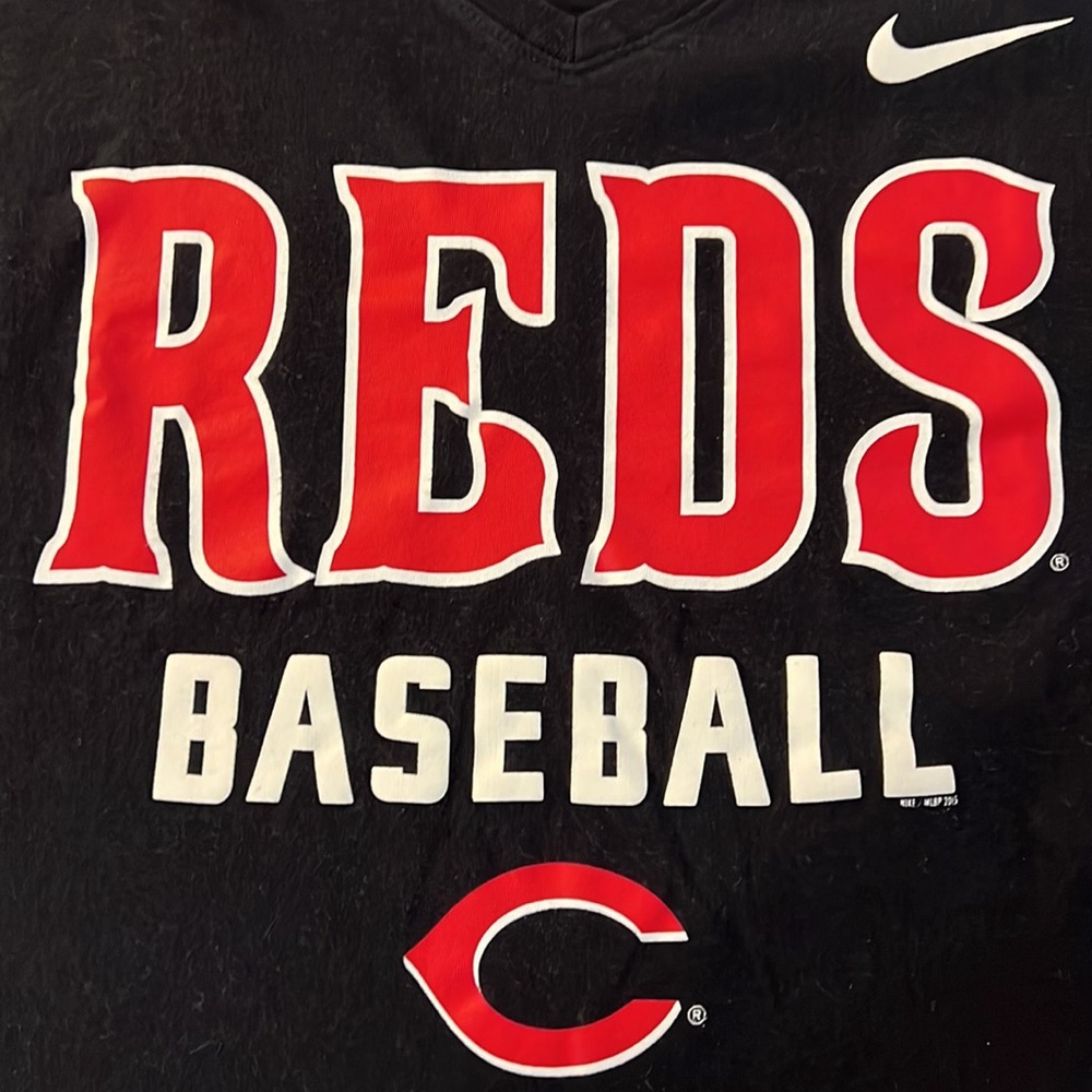 Cincinnati Reds Tee - Picture 2 of 3